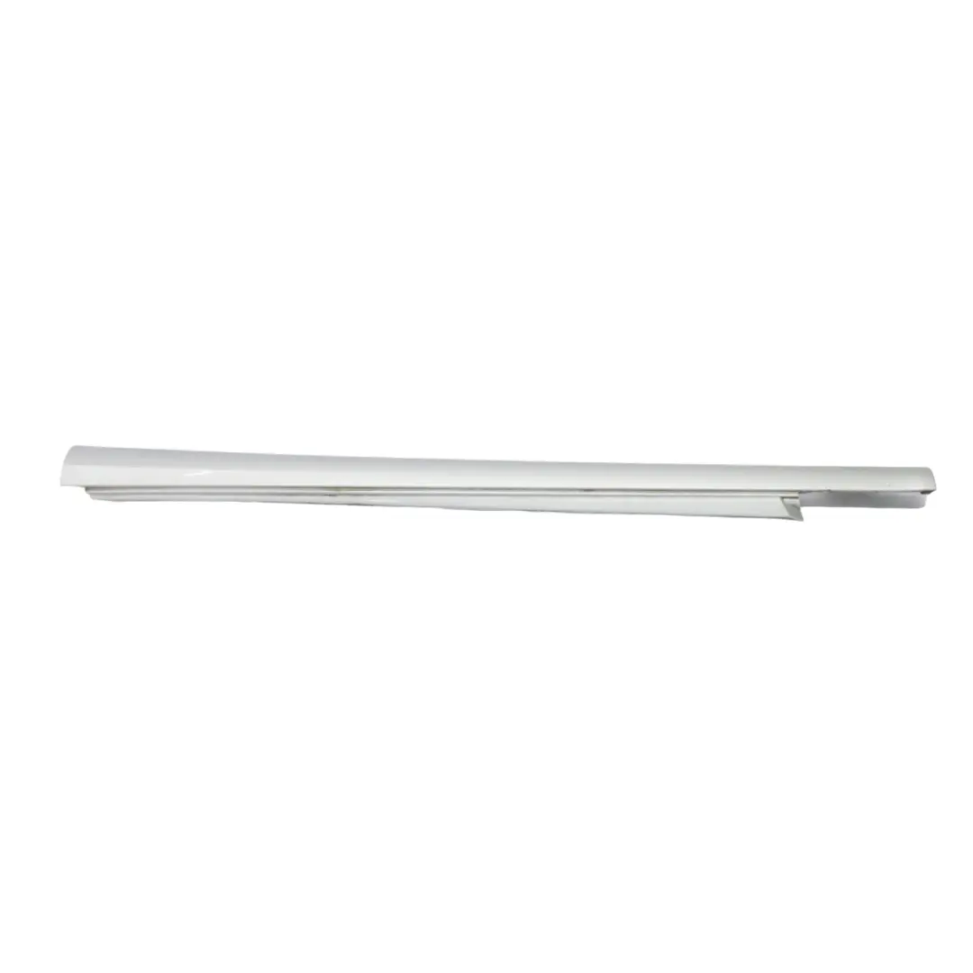 Mercedes W205 Seitenschweller links Türschwellerabdeckung Iridium Silber - 775 - SKU A2056980354-IRS1 - Teilenummer A2056980354