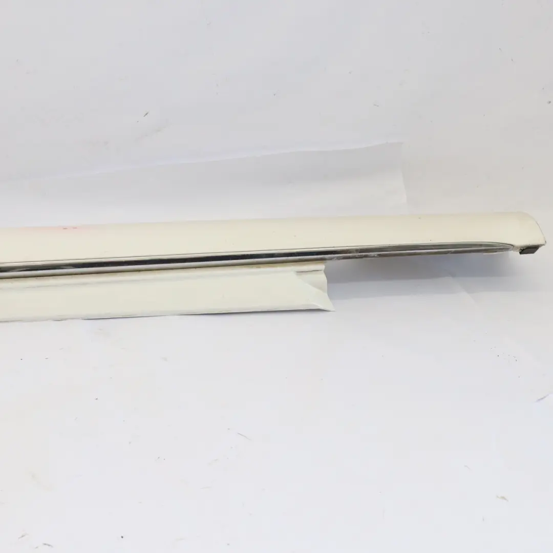 Mercedes W205 Seitenschweller links Türschwellerverkleidung Polar Weiss - 149 - SKU A2056980354-POL - Teilenummer A2056980354