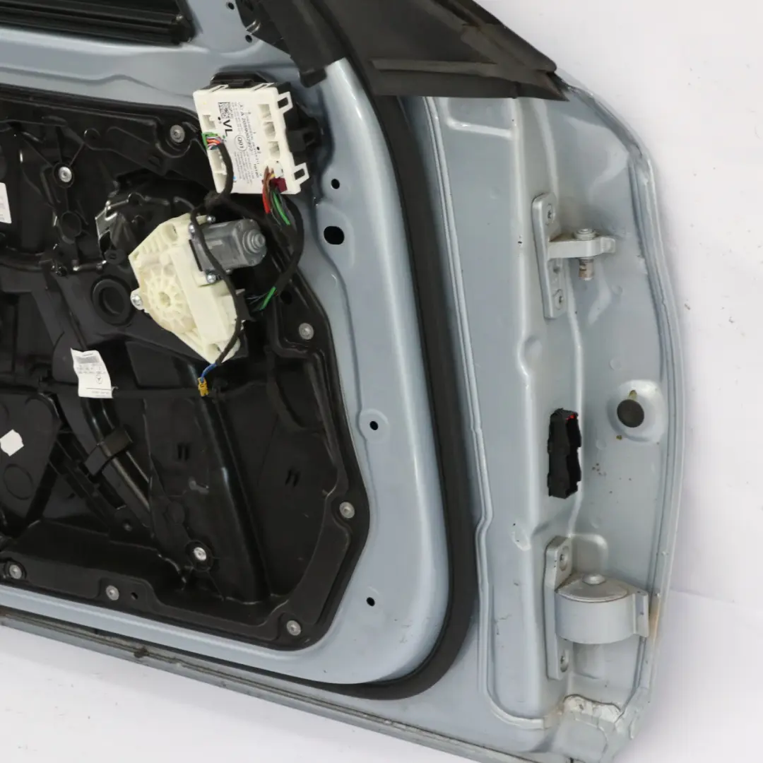 Mercedes W205 Door Front Left N/S Diamond Silver Metallic - 988 - SKU A2057200105-DSI - Part number A2057200105