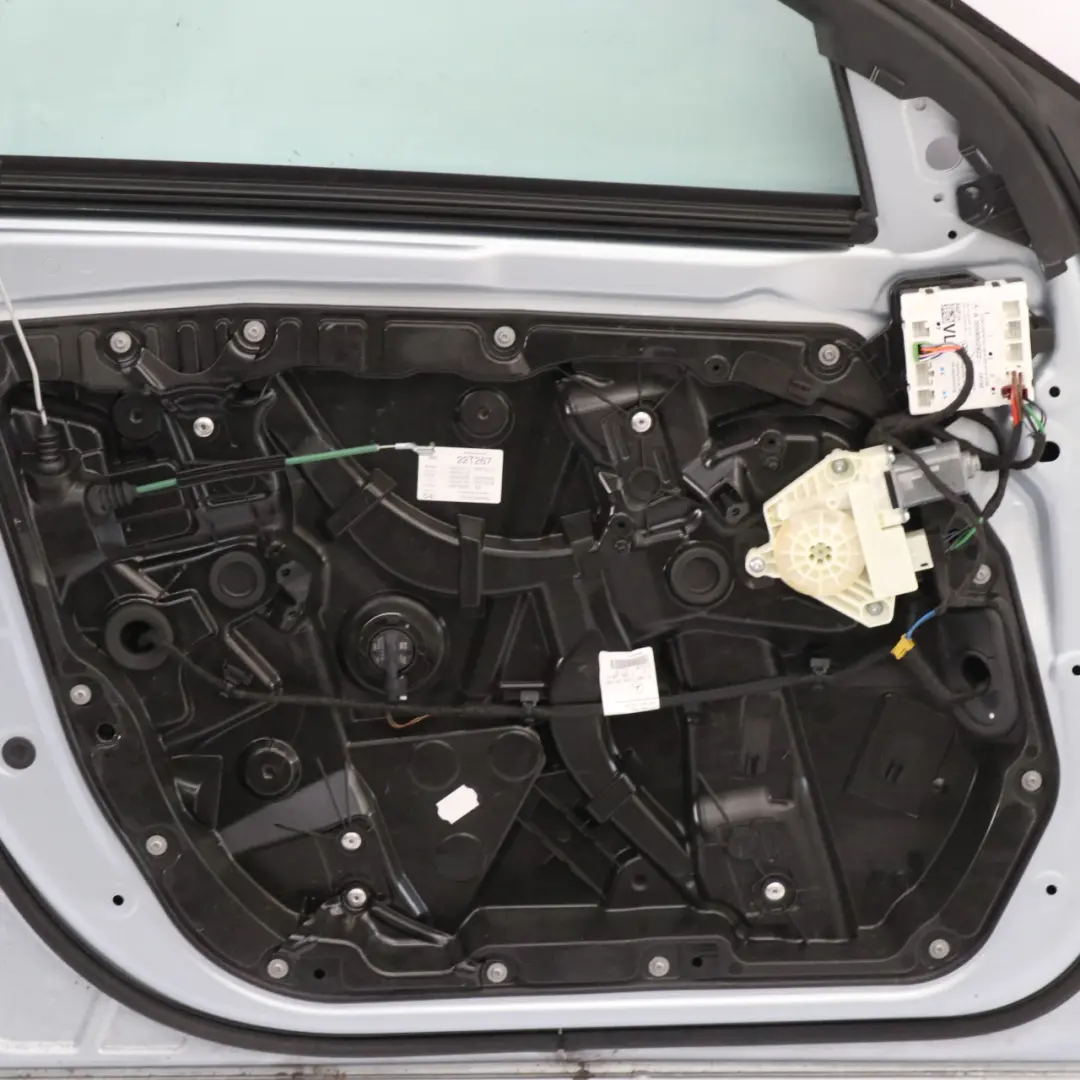 Mercedes W205 Door Front Left N/S Diamond Silver Metallic - 988 - SKU A2057200105-DSI - Part number A2057200105