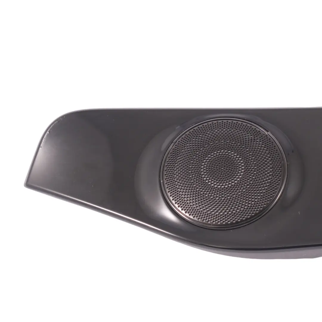 Panel puerta delantera derecha Cubierta Negro para Mercedes W177 con número de pieza A2057200222 Mercedes W177 Panel puerta delantera derecha Cubierta Negro - SKU A2057200222 - Número de pieza A2057200222