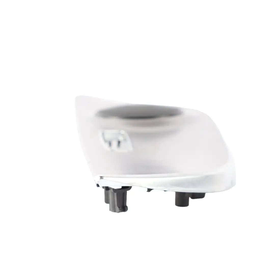 Tapa Embellecedora Tarjeta Puerta Delantera Izquierda para Mercedes C205 con número de pieza A2057201703 Mercedes C205 Tapa Embellecedora Tarjeta Puerta Delantera Izquierda - SKU A2057201703 - Número de pieza A2057201703