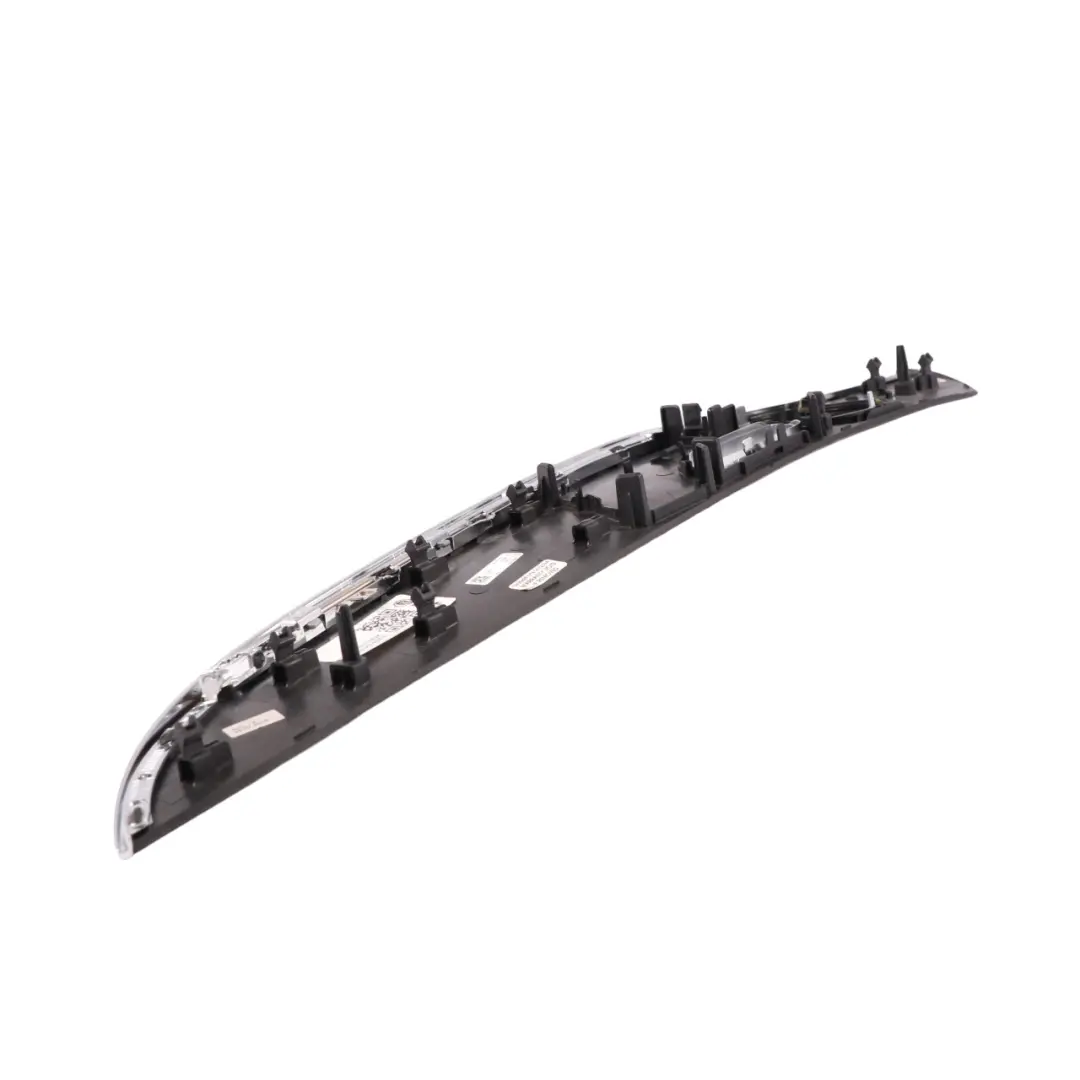 Scheda porta Pannello rivestimento anteriore sinistro Coperchio per Mercedes W205 con numero di parte A2057204724 Mercedes W205 Scheda porta Pannello rivestimento anteriore sinistro Coperchio - SKU A2057204724 - Numero di parte A2057204724