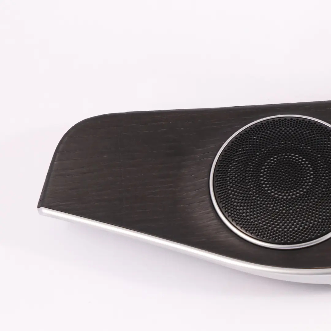 Carte de Porte Avant Droite Trim Panel Speaker Cover A2057301805 pour Mercedes W205 à propos du numéro de pièce A2057204824 Mercedes W205 Carte de Porte Avant Droite Trim Panel Speaker Cover A2057301805 - SKU A2057204824 - Numéro de pièce A2057204824