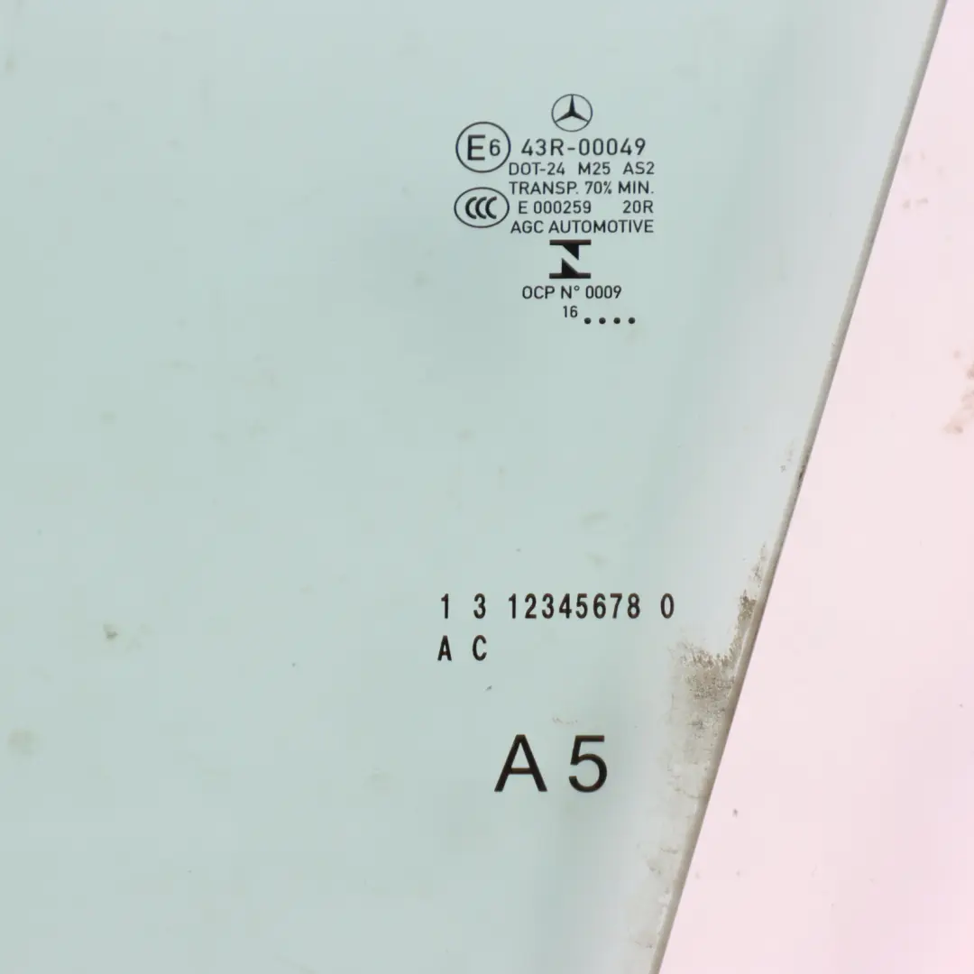 Ventana Vidrio Puerta Delantera Izquierda AS2 para Mercedes A205 Cabrio con número de pieza A2057250310 Mercedes A205 Cabrio Ventana Vidrio Puerta Delantera Izquierda AS2 - SKU A2057250310 - Número de pieza A2057250310