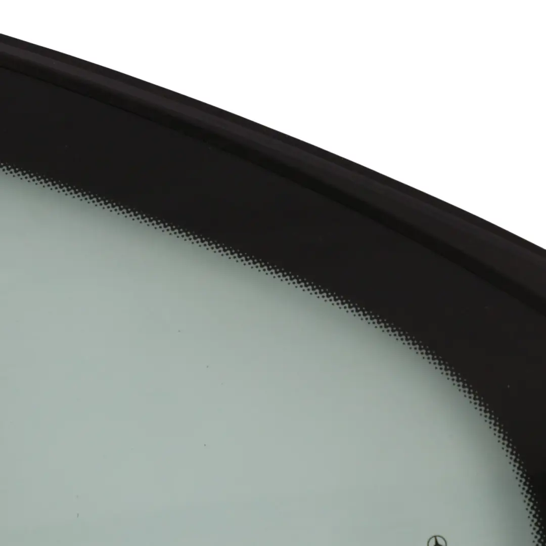 Vitres De Quartier Porte Arrière Gauche AS2 pour Mercedes W205 à propos du numéro de pièce A2057300055 Mercedes W205 Vitres De Quartier Porte Arrière Gauche AS2 - SKU A2057300055 - Numéro de pièce A2057300055