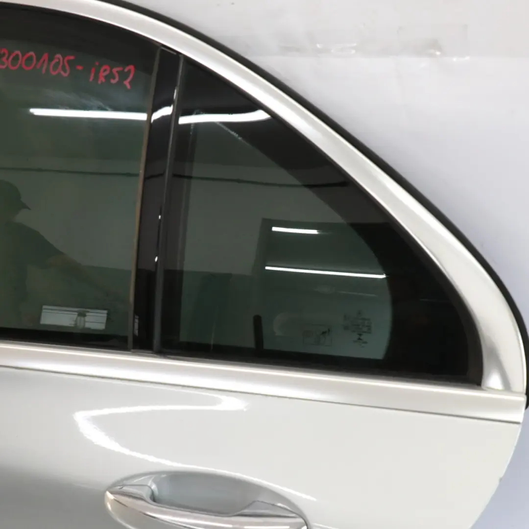 Mercedes W205 Porta posteriore sinistra Iridium Silver Metallic - 775 - SKU A2057300105-IRS2 - Numero di parte A2057300105