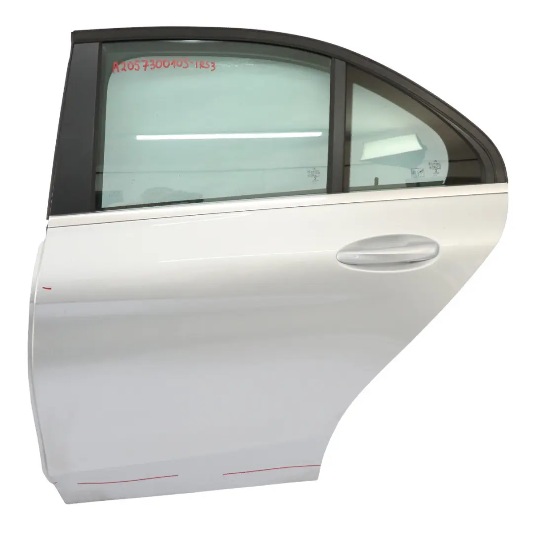 Drzwi Lewe Tylne Iridium Silver Srebrny Metalik - 775 do Mercedes W205 o numerze A2057300105 Mercedes W205 Drzwi Lewe Tylne Iridium Silver Srebrny Metalik - 775 - SKU A2057300105-IRS3 - Numer Części A2057300105