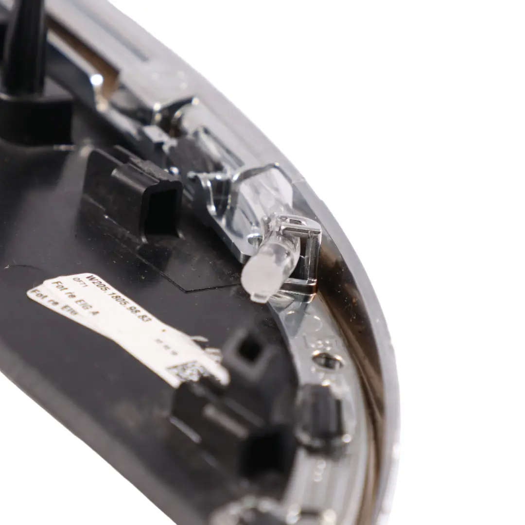 Carte de Porte Arrière Droite Trim Panel Speaker Cover pour Mercedes W205 à propos du numéro de pièce A2057301805 Mercedes W205 Carte de Porte Arrière Droite Trim Panel Speaker Cover - SKU A2057301805 - Numéro de pièce A2057301805