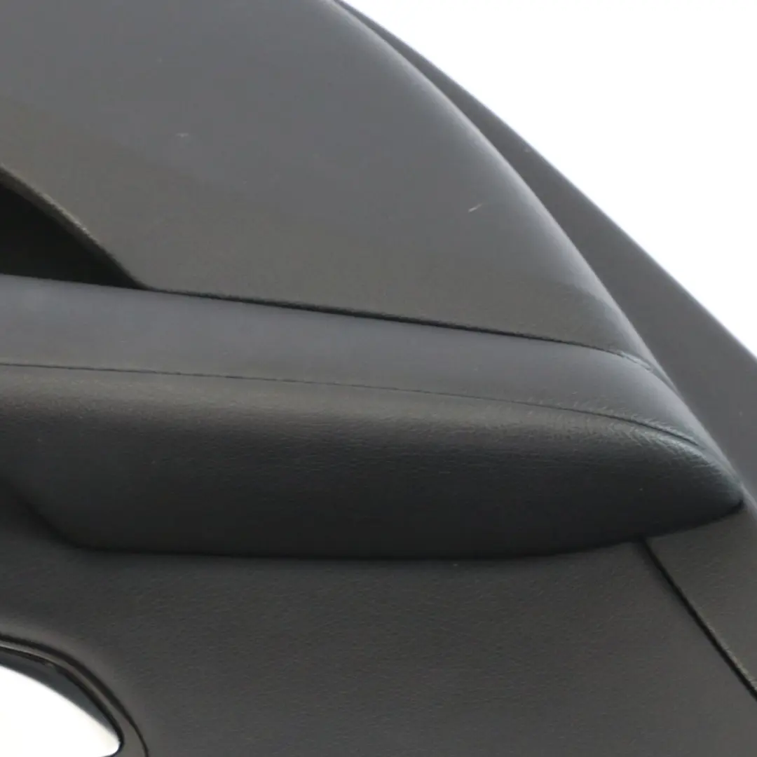  Tarjeta puerta Mercedes W205 Trasera Izquierda Recubrimiento Panel - SKU A2057304101 - Número de pieza A2057304101