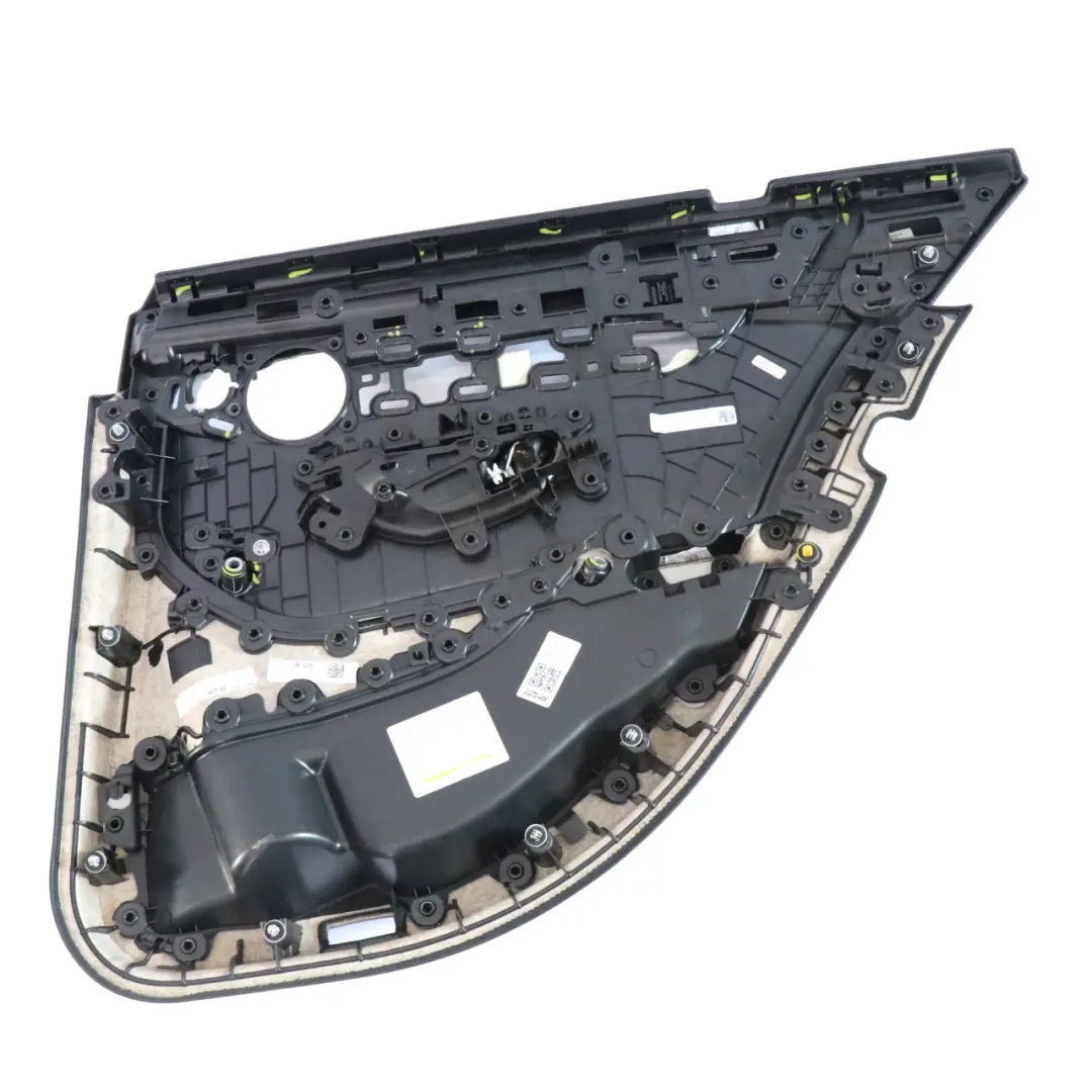 Panel Boczek Drzwi Lewy Tył do Mercedes W205 o numerze A2057304101 Mercedes W205 Panel Boczek Drzwi Lewy Tył - SKU A2057304101 - Numer Części A2057304101