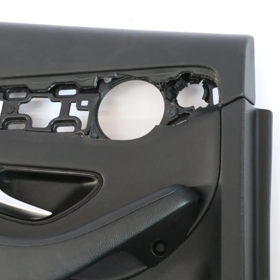 Tarjeta puerta Mercedes W205 Trasera Izquierda Recubrimiento Panel para con número de pieza A2057304101 Tarjeta puerta Mercedes W205 Trasera Izquierda Recubrimiento Panel - SKU A2057304101 - Número de pieza A2057304101