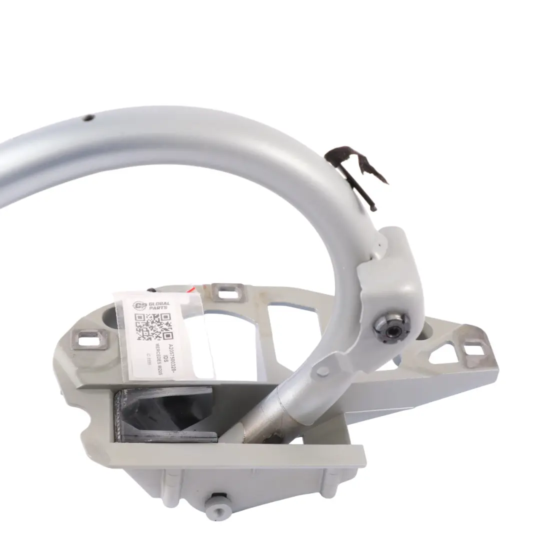 Heck Klappen Scharnier Hinten Links Diamantsilber Metallic - 988 für Mercedes W205 mit Teilenummer A2057500328 Mercedes W205 Heck Klappen Scharnier Hinten Links Diamantsilber Metallic - 988 - SKU A2057500328-DSI - Teilenummer A2057500328