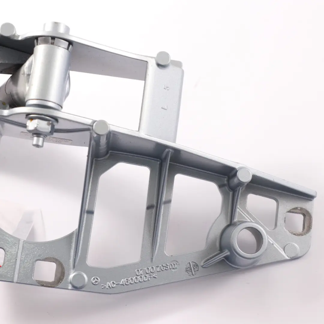 Trunk Hinge Rear Left N/S Diamond Silver Metallic - 988 to Mercedes W205 Tailgate with Part number A2057500328 Mercedes W205 Tailgate Trunk Hinge Rear Left N/S Diamond Silver Metallic - 988 - SKU A2057500328-DSI - Part number A2057500328
