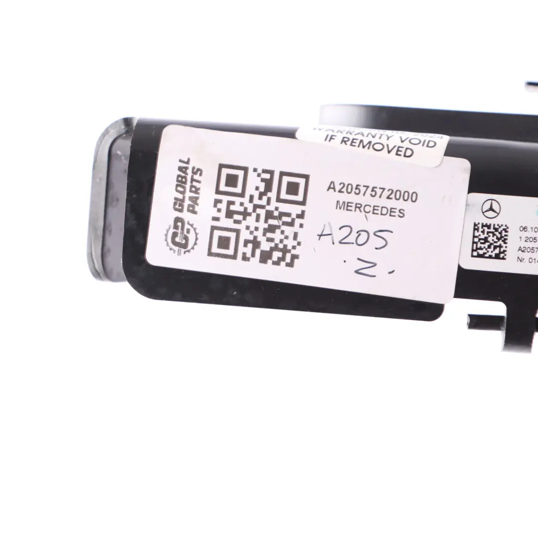 Verdeckhalterung Mercedes A205 Cabrio Dach Halterung Rechts für mit Teilenummer A2057572000 Verdeckhalterung Mercedes A205 Cabrio Dach Halterung Rechts - SKU A2057572000 - Teilenummer A2057572000