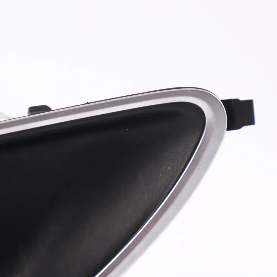 Türgriff Innenraumverkleidung hinten links für Mercedes W205 X253 mit Teilenummer A2057600300 Mercedes W205 X253 Türgriff Innenraumverkleidung hinten links - SKU A2057600300-1 - Teilenummer A2057600300