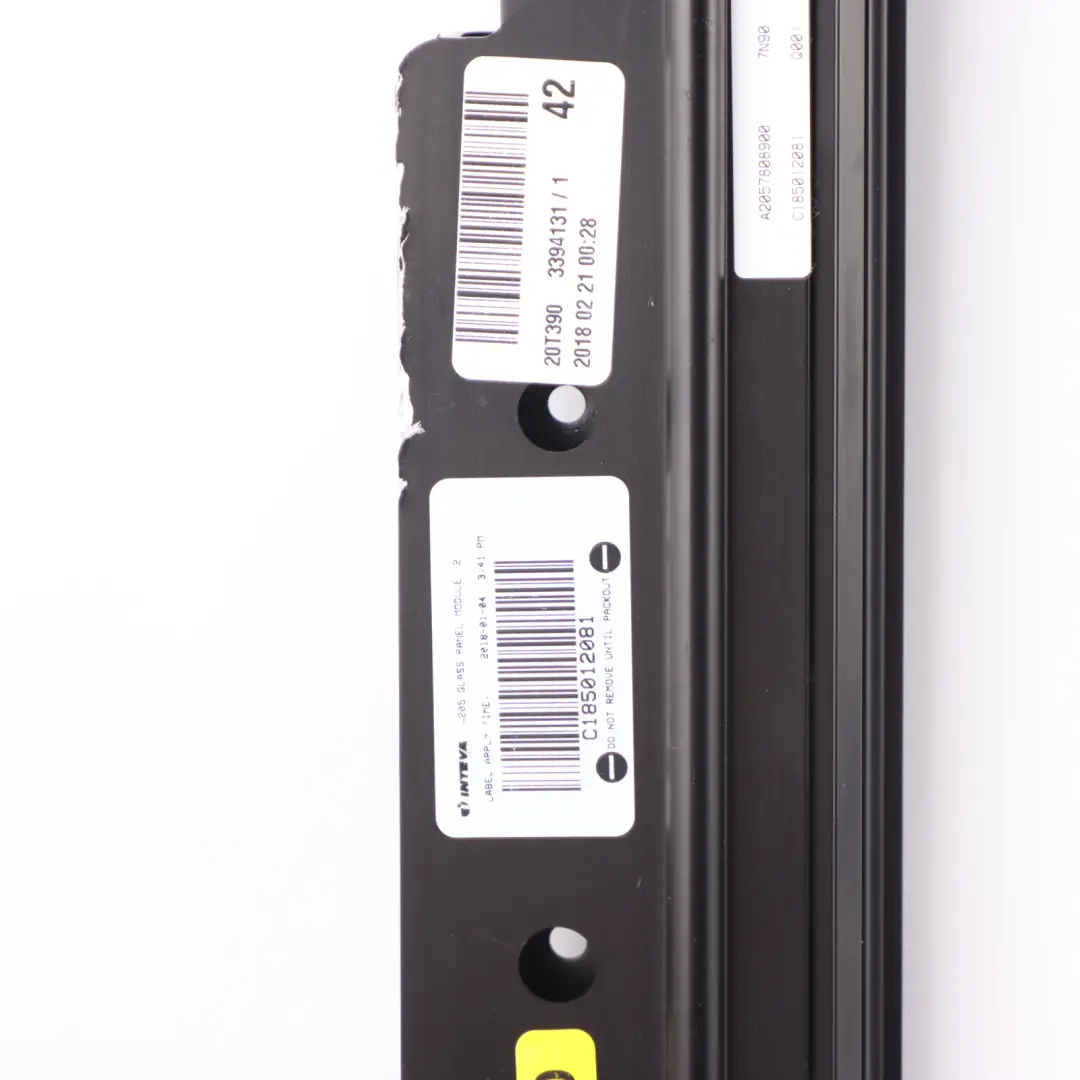 Roller Blind Motor Sunroof Roller Blind Gear Motor to Mercedes W205 with Part number A2057805800 Mercedes W205 Roller Blind Motor Sunroof Roller Blind Gear Motor - SKU A2057805800 - Part number A2057805800