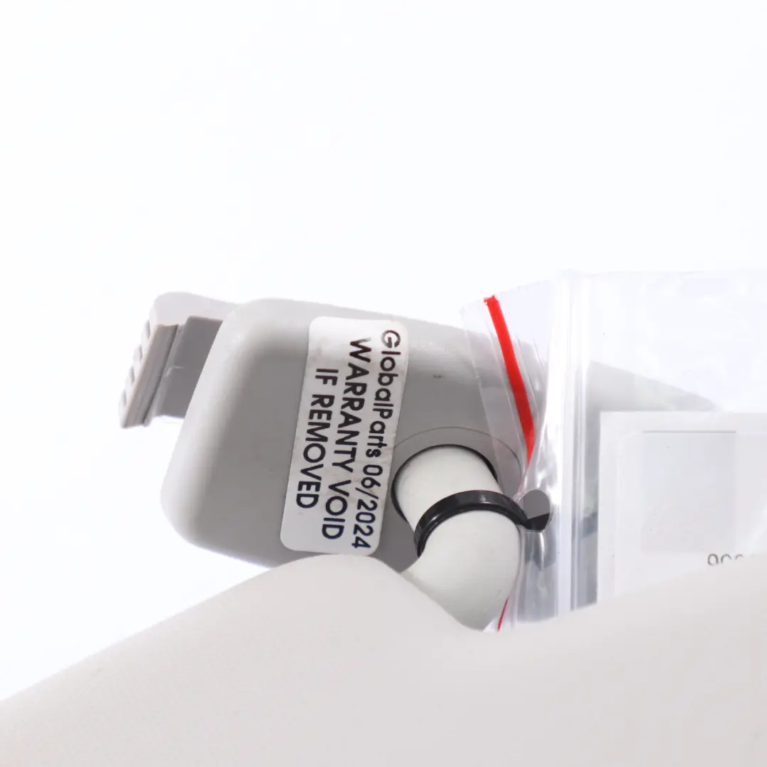 Osłona Przeciwsłoneczna Daszek Prawa Szara do Mercedes W205 X253 C292 o numerze A2058107204 Mercedes W205 X253 C292 Osłona Przeciwsłoneczna Daszek Prawa Szara - SKU A2058107204-1 - Numer Części A2058107204