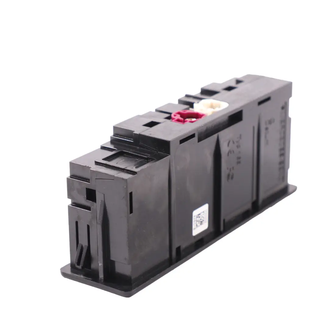 SD Card Reader Mercedes W213 S213 Multimedia USB Port Socket Module - SKU A2058200526-1 - Part number A2058200526