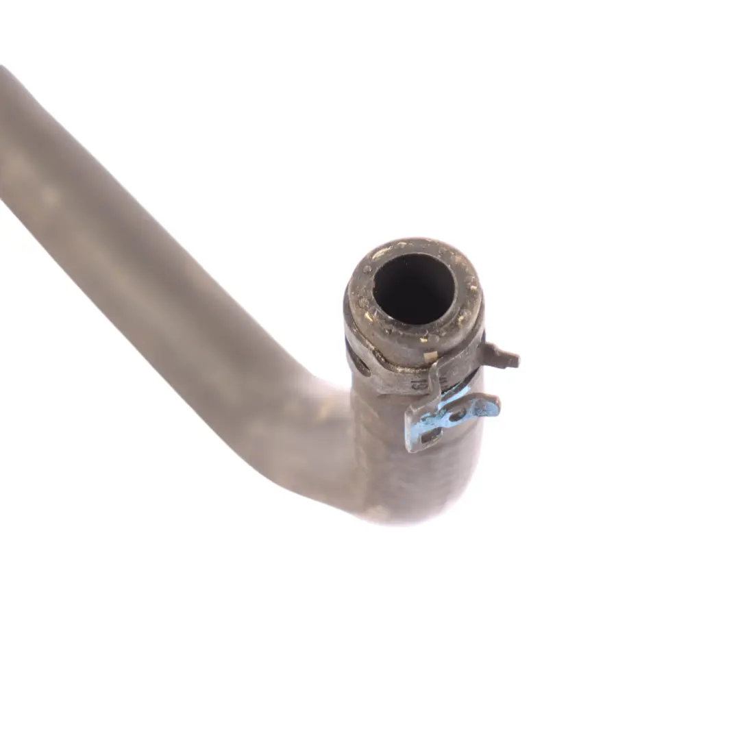 Mercedes W205 Tuyau de refroidissement de l'eau du moteur - SKU A2058300203 - Numéro de pièce A2058300203