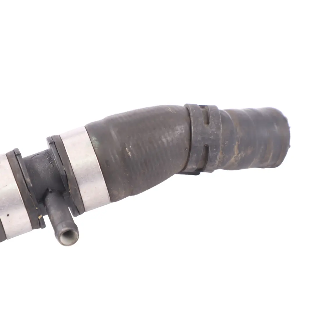 Wasser Schlauch Motor Kühlung Kühl Mittel Rohr für Mercedes W205 mit Teilenummer A2058301403 Mercedes W205 Wasser Schlauch Motor Kühlung Kühl Mittel Rohr - SKU A2058301403 - Teilenummer A2058301403