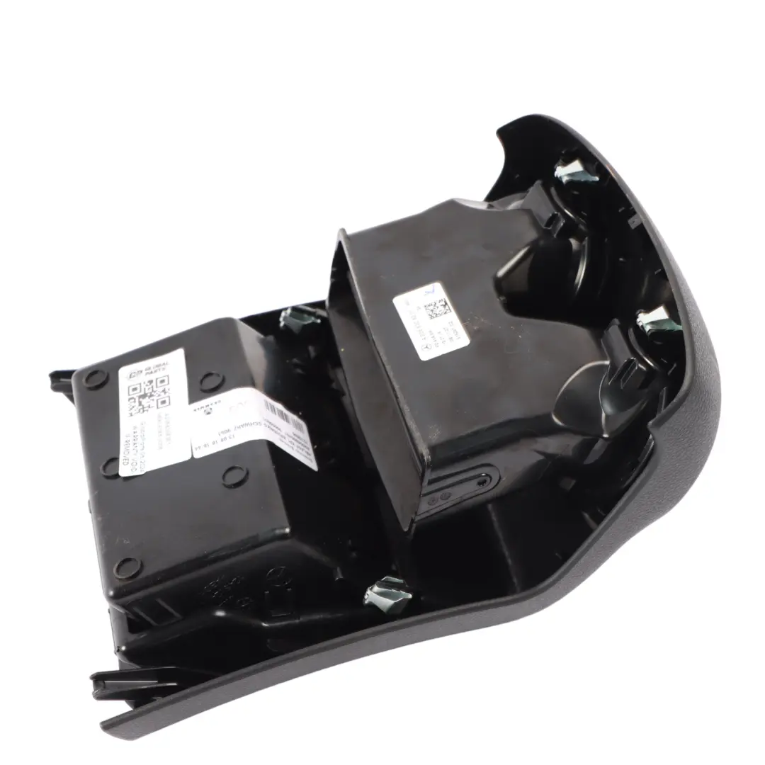 Mercedes W205 Console Centrale Vaschetta Portaoggetti Presa Aria Posteriore Nero - SKU A2058308301 - Numero di parte A2058308301