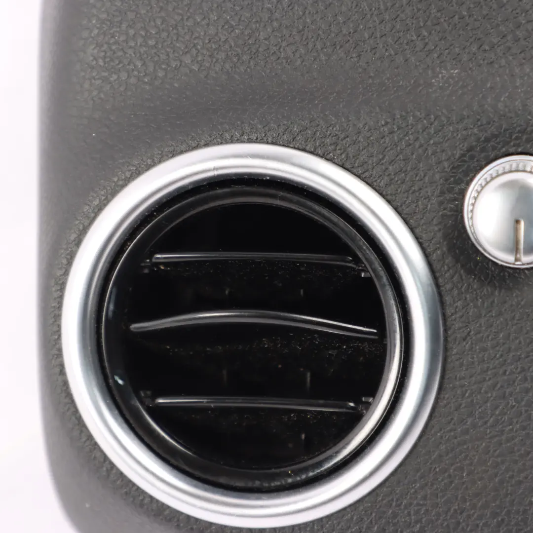 Mercedes W205 Console Centrale Vaschetta Portaoggetti Presa Aria Posteriore Nero - SKU A2058308301 - Numero di parte A2058308301