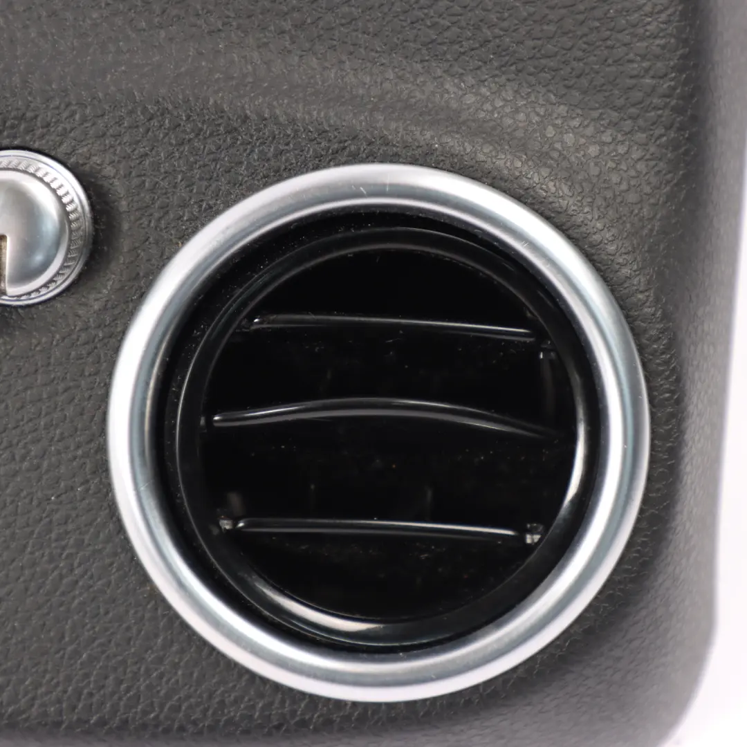 Mercedes W205 Console Centrale Vaschetta Portaoggetti Presa Aria Posteriore Nero - SKU A2058308301 - Numero di parte A2058308301