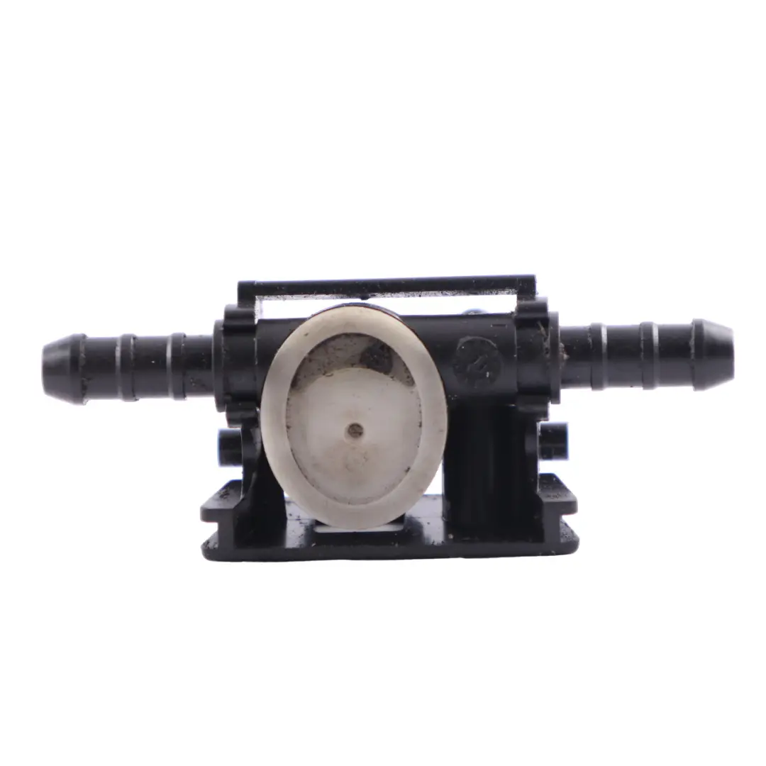 Connecteur Lave-Glace Connexion Conduite Lave-Glace pour Mercedes W205 à propos du numéro de pièce A2058600292 Mercedes W205 Connecteur Lave-Glace Connexion Conduite Lave-Glace - SKU A2058600292-2 - Numéro de pièce A2058600292