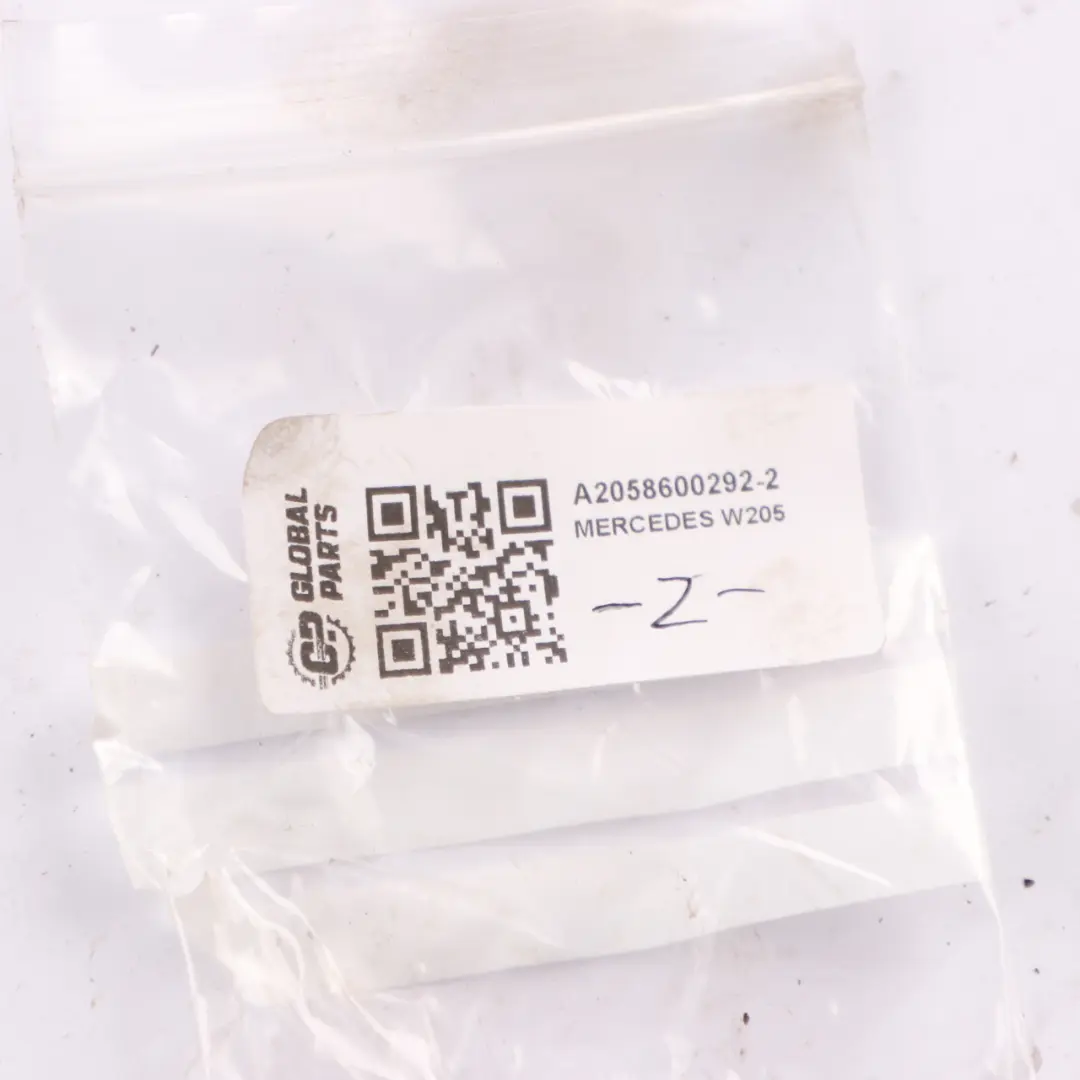 Conector Lavaparabrisas Conexión Línea Lavaparabrisas para Mercedes W205 con número de pieza A2058600292 Mercedes W205 Conector Lavaparabrisas Conexión Línea Lavaparabrisas - SKU A2058600292-2 - Número de pieza A2058600292