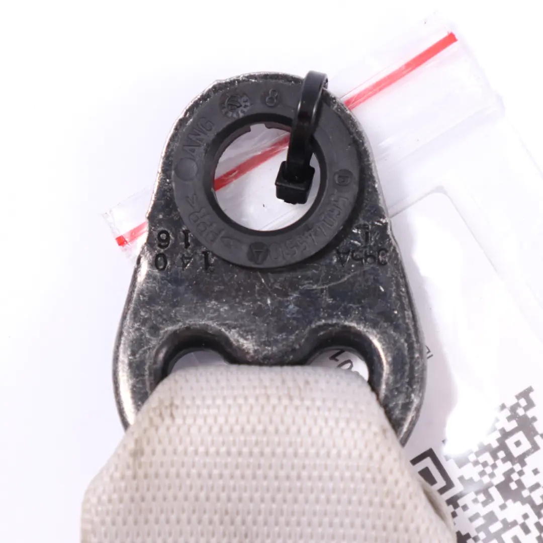 Ceinture sécurité avant gauche supérieure beige pour Mercedes C205 Coupe à propos du numéro de pièce A2058601501 Mercedes C205 Coupe Ceinture sécurité avant gauche supérieure beige - SKU A2058601501-1 - Numéro de pièce A2058601501