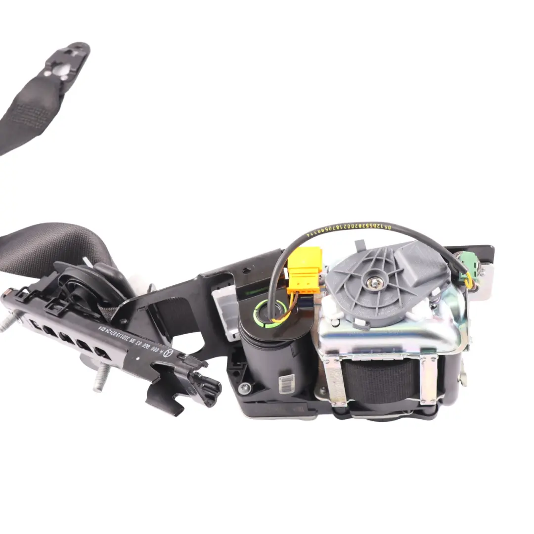 Ceinture sécurité supérieure avant gauche pour Mercedes W205 à propos du numéro de pièce A2058607700 Mercedes W205 Ceinture sécurité supérieure avant gauche - SKU A2058607700 - Numéro de pièce A2058607700