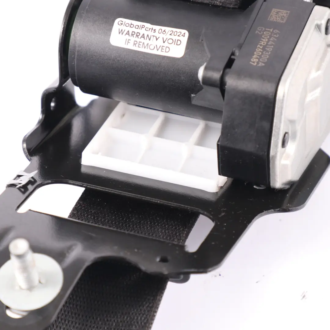 Belt Upper Front Right O/S Seatbelt to Mercedes W205 Seat with Part number A2058607800 Mercedes W205 Seat Belt Upper Front Right O/S Seatbelt - SKU A2058607800 - Part number A2058607800