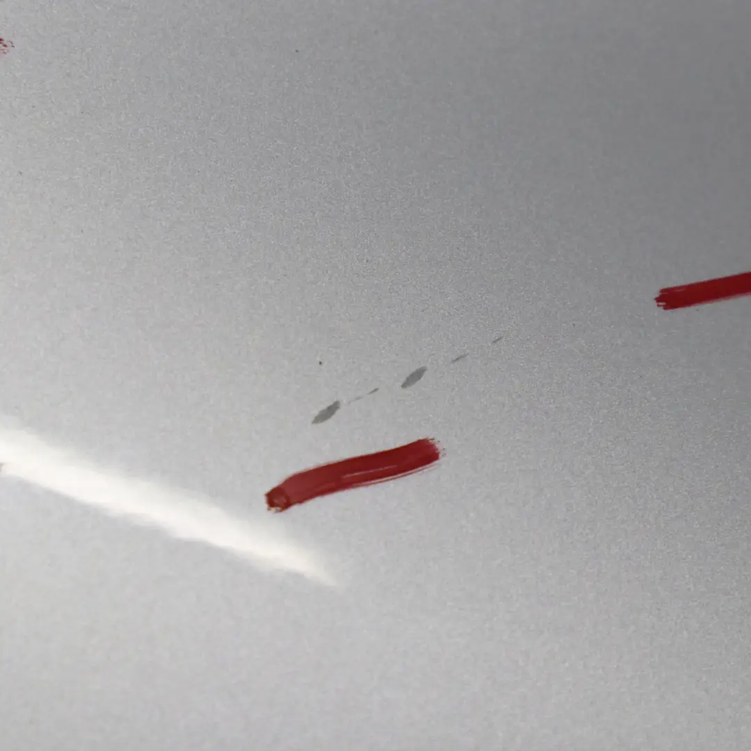 Parafango anteriore destro laterale Iridium Silver 775 per Mercedes W205 con numero di parte A2058800218 Mercedes W205 Parafango anteriore destro laterale Iridium Silver 775 - SKU A2058800218-IRS1 - Numero di parte A2058800218