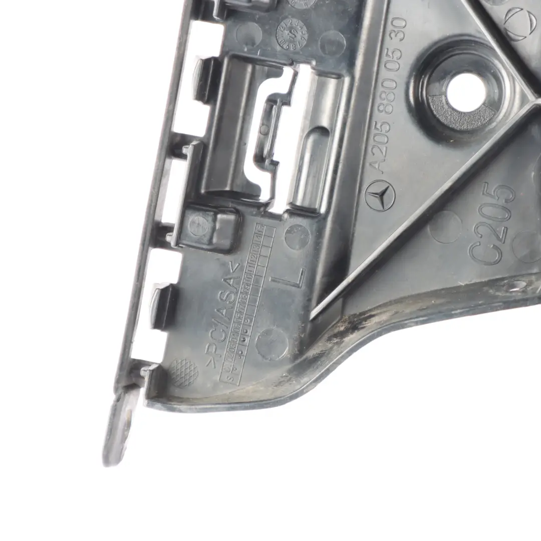Mercedes C205 W205 Support de pare-chocs arrière gauche - SKU A2058800530 - Numéro de pièce A2058800530