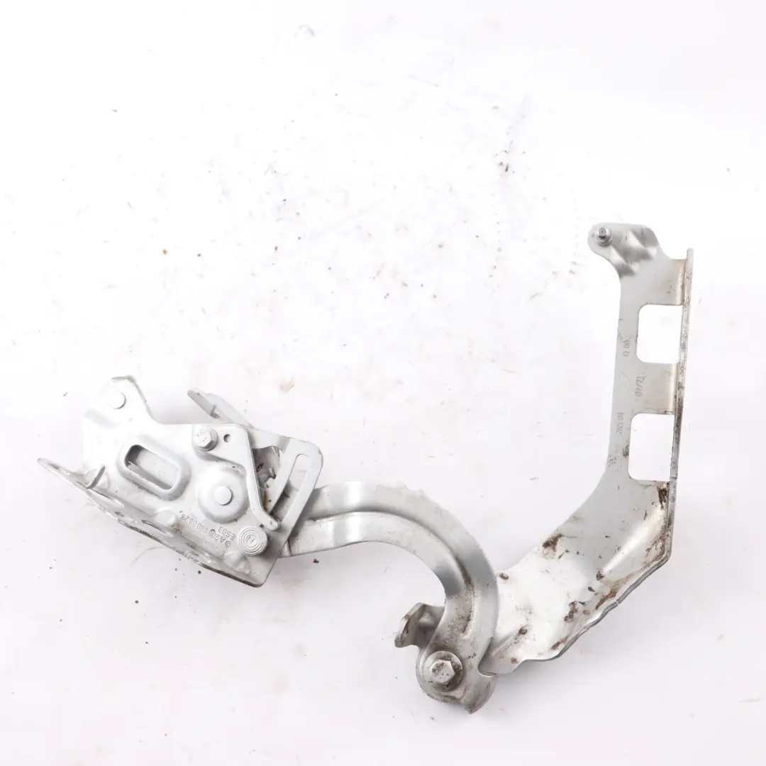 Mercedes W205 Motor Tapa Capó Bisagra Izquierda Iridium Silver 775 - SKU A2058800828-IRS - Número de pieza A2058800828