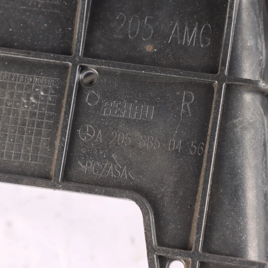 Exhaust Tip Mercedes W205 Exhaust Muffler Cover Trim Rear Right O/S to with Part number A2058850456 Exhaust Tip Mercedes W205 Exhaust Muffler Cover Trim Rear Right O/S - SKU A2058850456 - Part number A2058850456