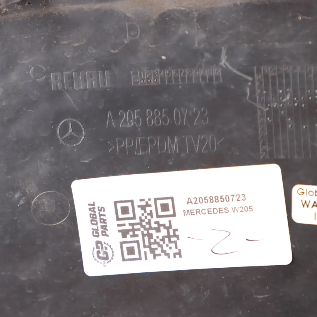 Mercedes W205 Dolna Kratka Zderzaka Lewy Przód - SKU A2058850723 - Numer Części A2058850723