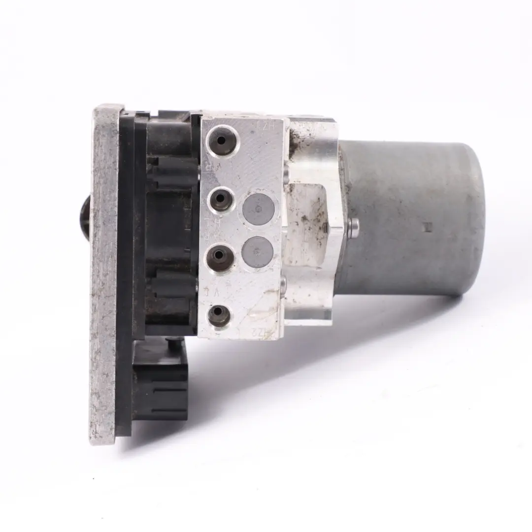 ABS Unità idraulica per Mercedes W205 con numero di parte A2059005844 Mercedes W205 ABS Unità idraulica - SKU A2059005844 - Numero di parte A2059005844