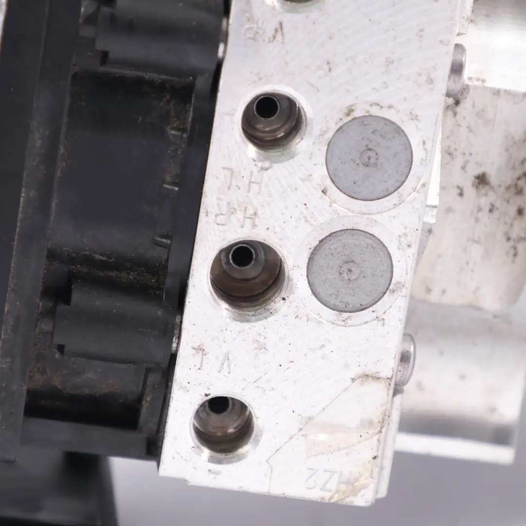 ABS Hydraulic Unit to Mercedes W205 with Part number A2059005844 Mercedes W205 ABS Hydraulic Unit - SKU A2059005844 - Part number A2059005844