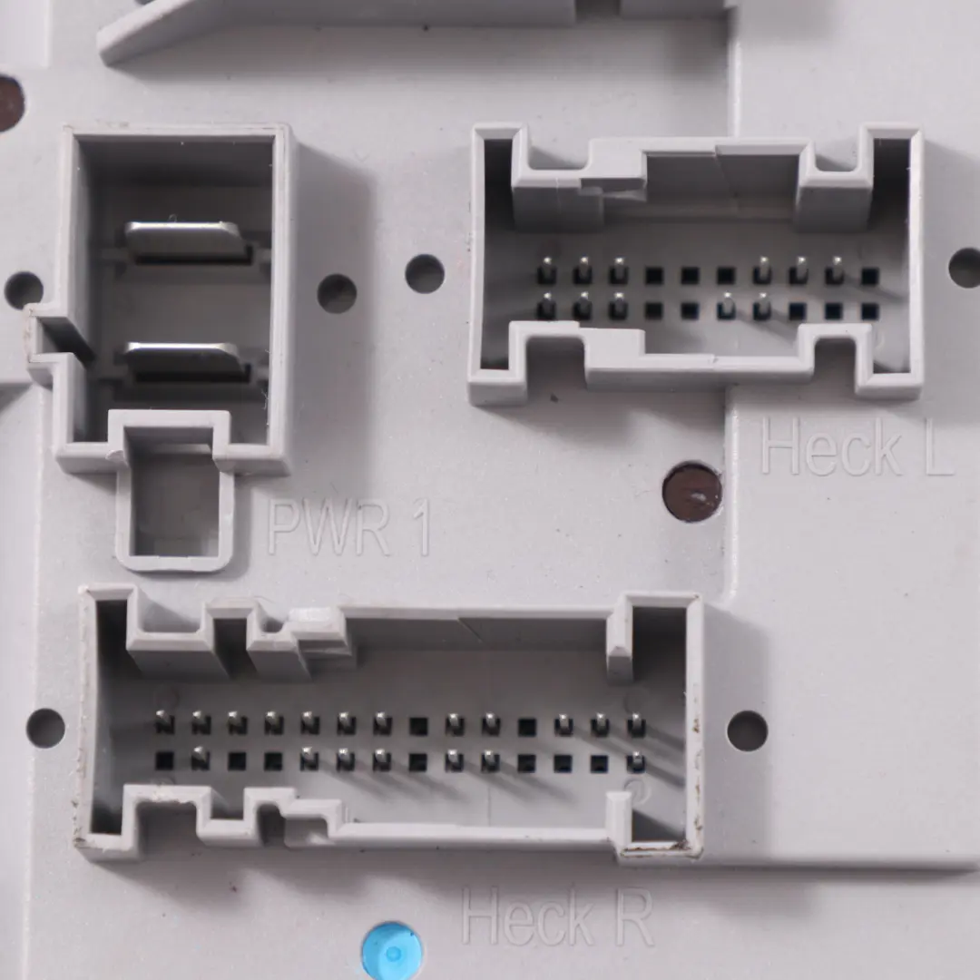  Modulo SAM Mercedes W205 GLC X253 Unità comfort posteriore ECU - SKU A2059006047 - Numero di parte A2059006047