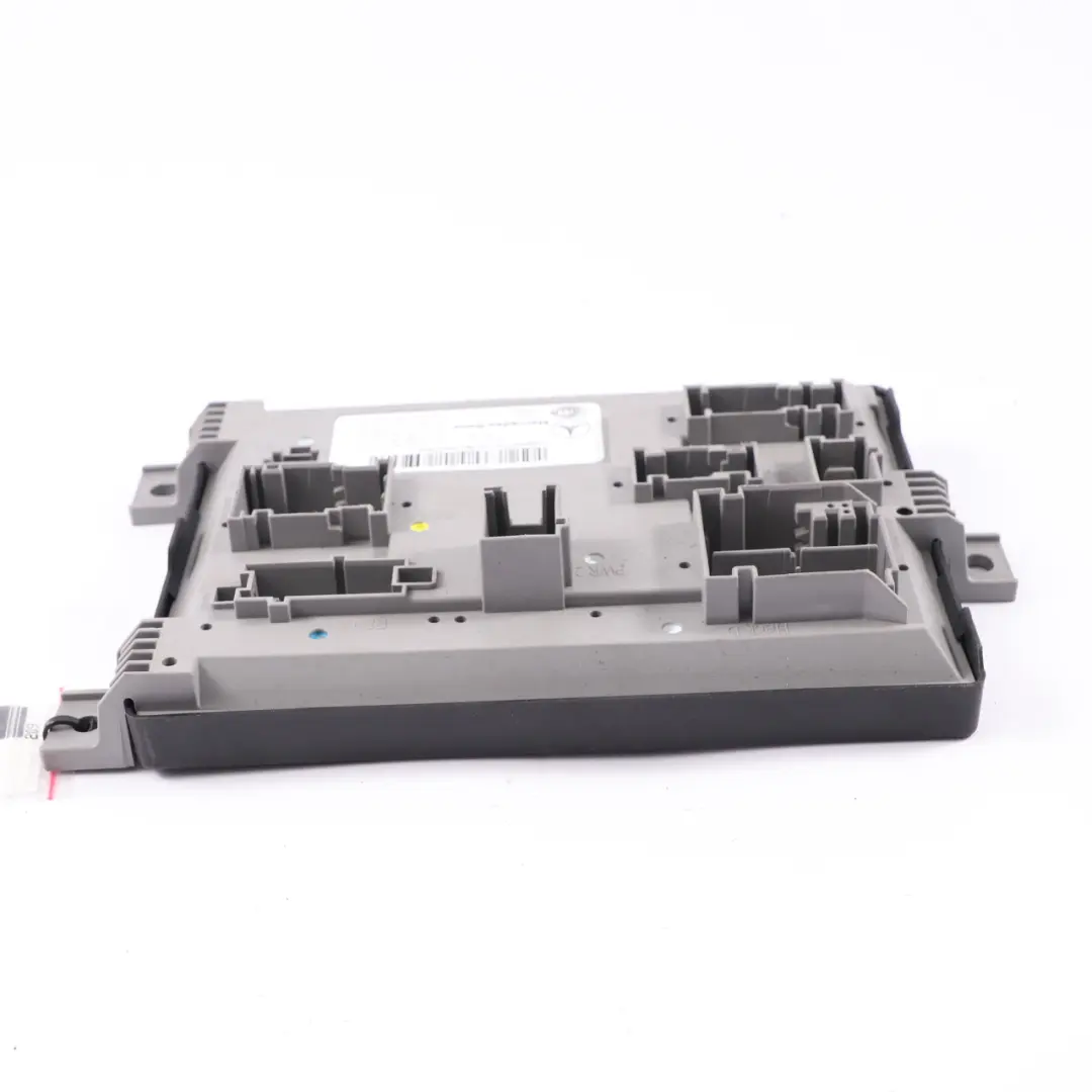 Mercedes W205 W213 Scatola fusibili Modulo SAM posteriore fusibili elettrici - SKU A2059007037 - Numero di parte A2059007037