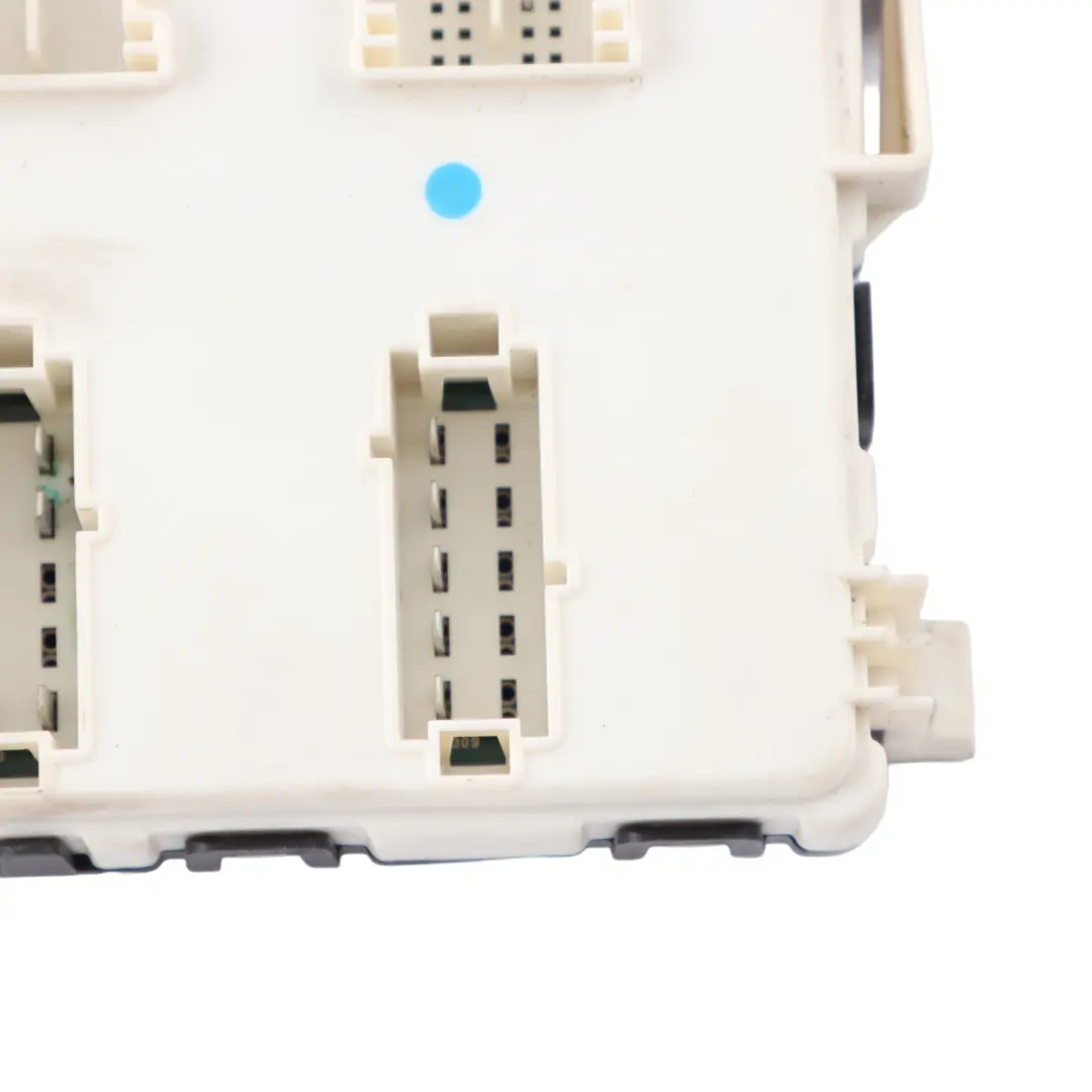 Sam Steuermodul Body Comfort ECU für Mercedes C205 mit Teilenummer A2059007134 Mercedes C205 Sam Steuermodul Body Comfort ECU - SKU A2059007134 - Teilenummer A2059007134