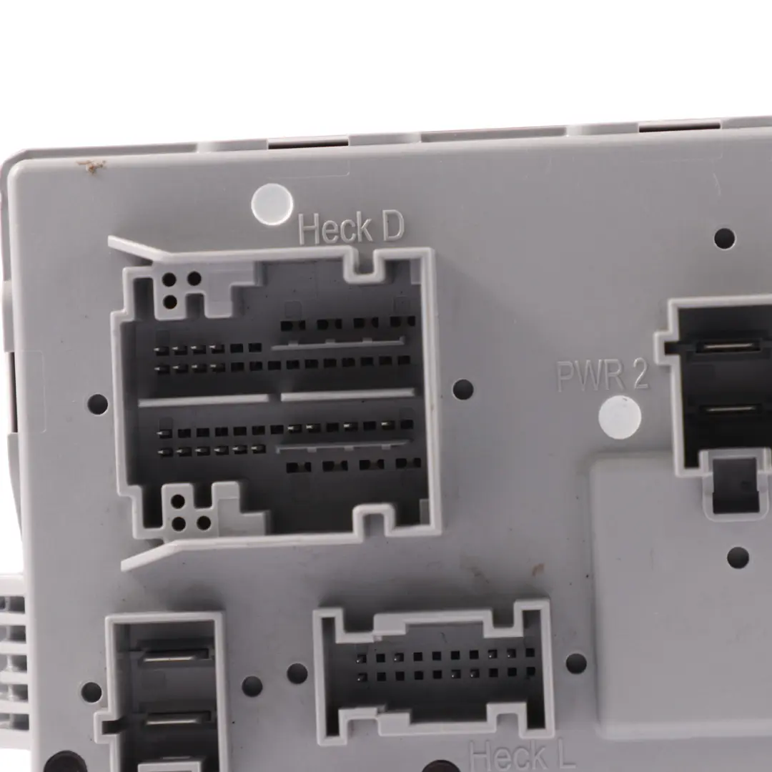 Mercedes W205 SAM Modulo Scatola Fusibili Relè Unità di Controllo - SKU A2059008204 - Numero di parte A2059008204