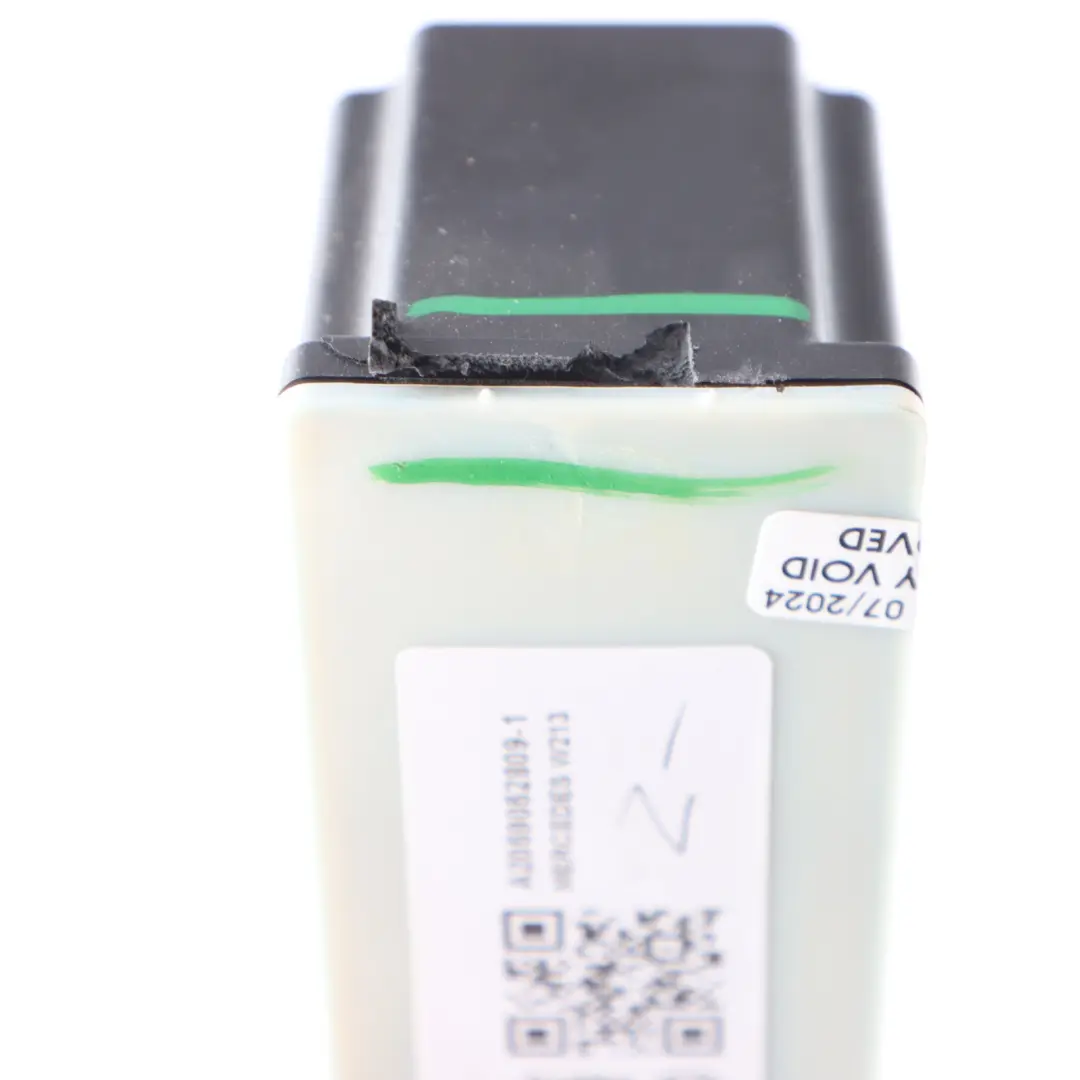 Voltage Converter Mercedes W213 S213 Module Auxiliary Battery Unit to with Part number A2059052809 Voltage Converter Mercedes W213 S213 Module Auxiliary Battery Unit - SKU A2059052809-1 - Part number A2059052809