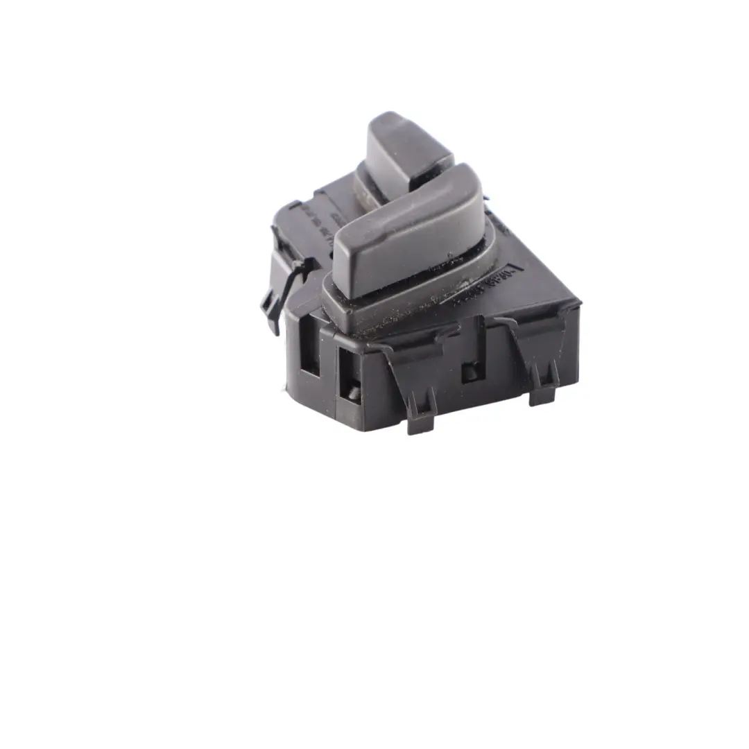  Interrupteur de réglage de siège Mercedes W213 Porte avant gauche - SKU A2059057903 - Numéro de pièce A2059057903