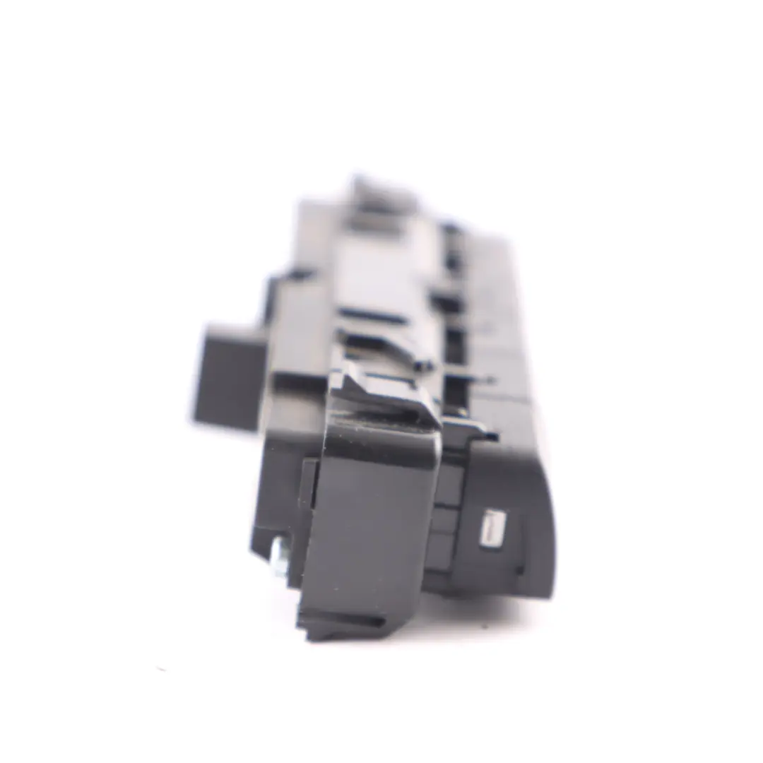 Mercedes W205 PDC Sensore di parcheggio Pulsante di controllo - SKU A2059058009 - Numero di parte A2059058009