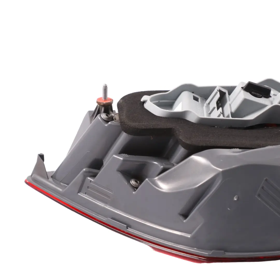 Mercedes W205 Fanalino di coda lato guida posteriore sinistro - SKU A2059061257-1 - Numero di parte A2059061257