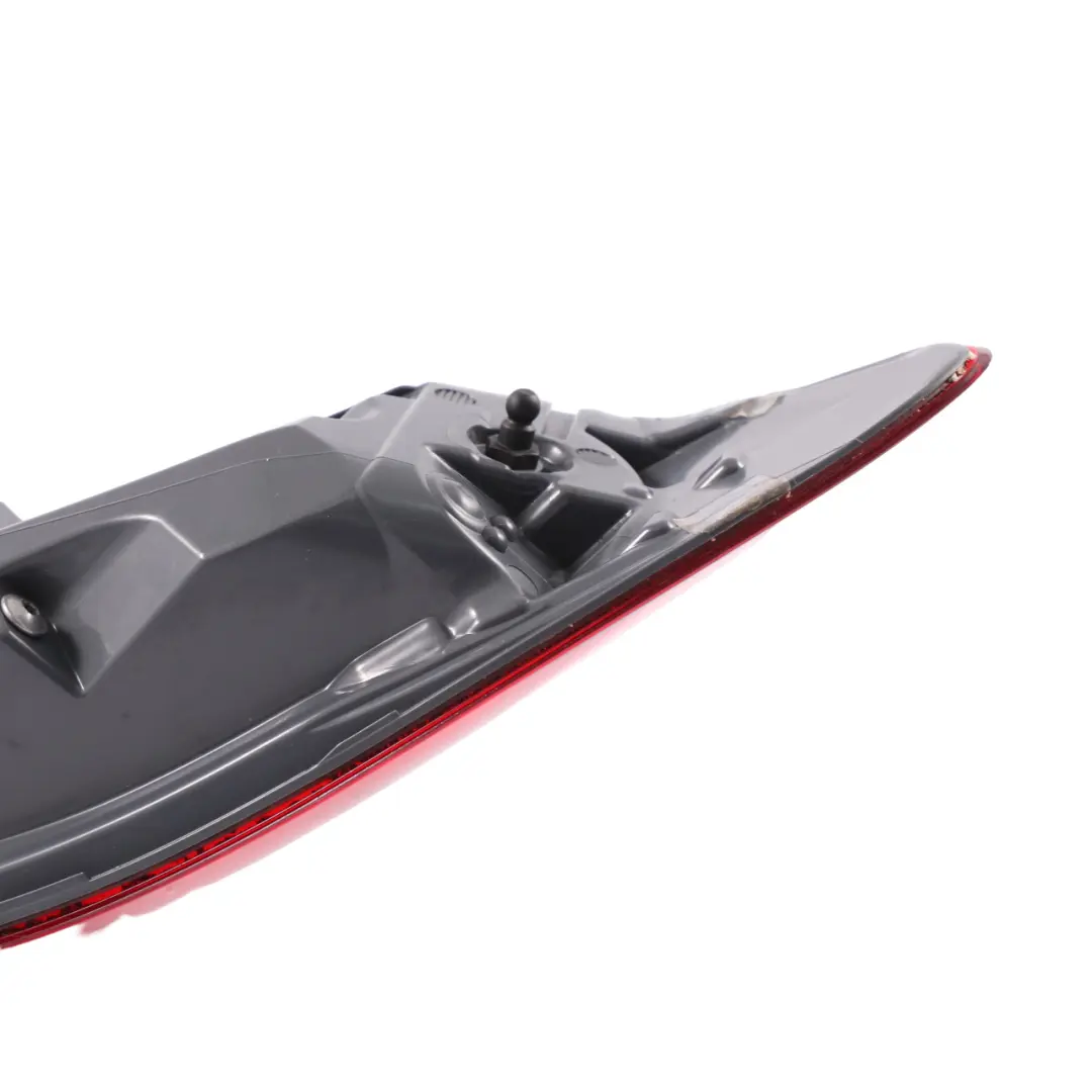 Fanalino di coda lato guida posteriore sinistro per Mercedes W205 con numero di parte A2059061257 Mercedes W205 Fanalino di coda lato guida posteriore sinistro - SKU A2059061257-1 - Numero di parte A2059061257