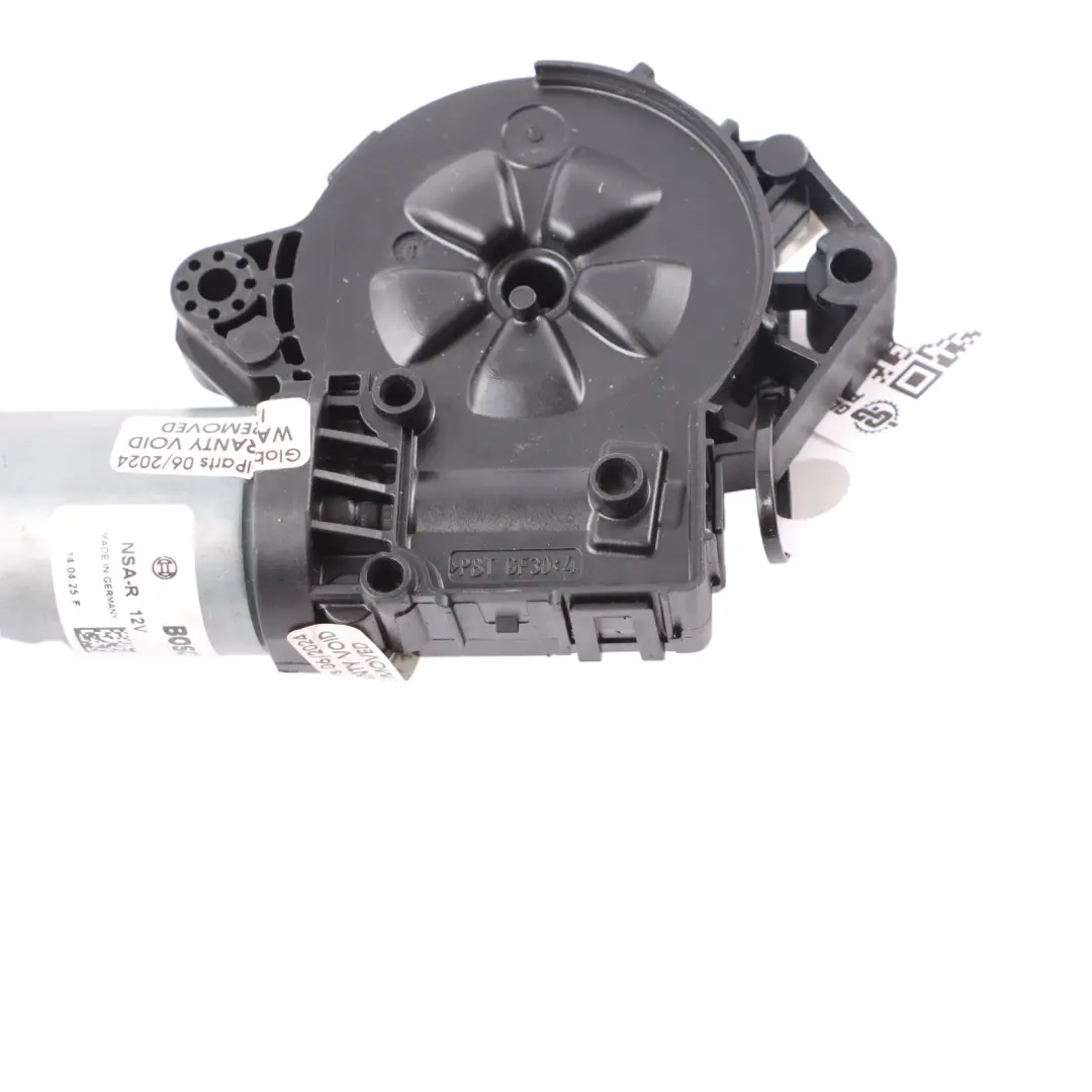 Tetto scorrevole panoramico azionamento attuatore per Mercedes X156 con numero di parte A2059064104 Mercedes X156 Tetto scorrevole panoramico azionamento attuatore - SKU A2059064104 - Numero di parte A2059064104